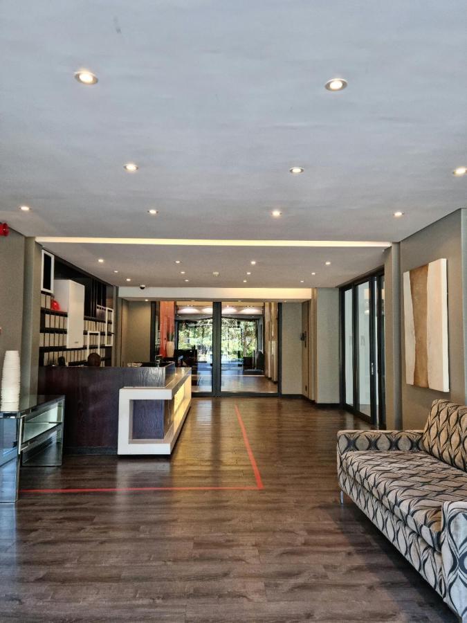 Manhattan By Smart * Cape Town