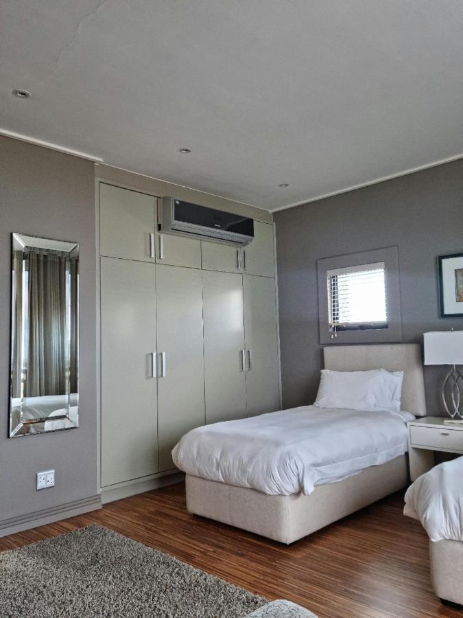 Apartment Manhattan By Smart Cape Town