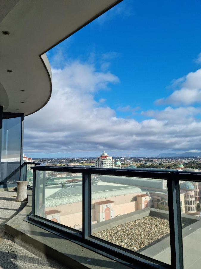 Manhattan By Smart * Cape Town