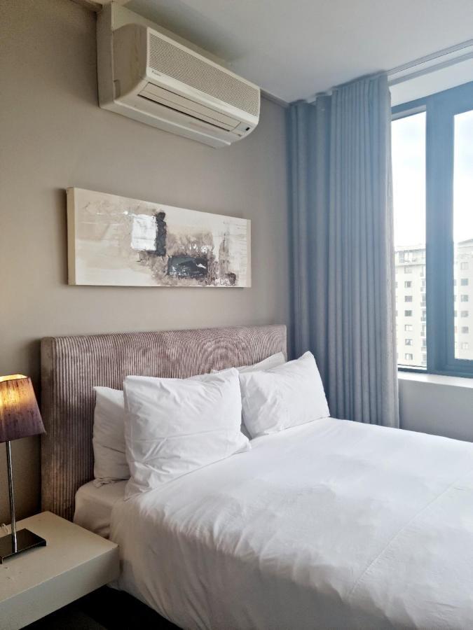Manhattan By Smart * Cape Town